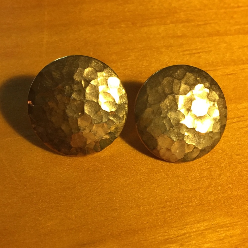 Hammered metal earrings